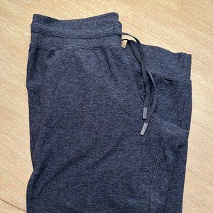 Lululemon Cropped Jogger